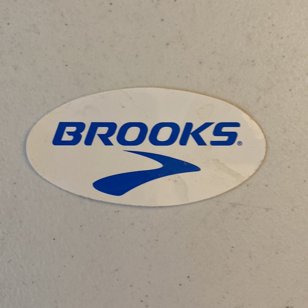 Batch of 8 Stickers - NEW - decorate computers, textbook covers, trashcans, etc - Picture 6 of 7